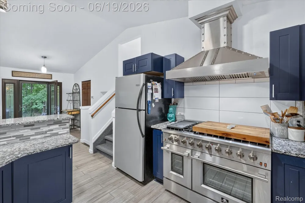 4200 Stockemer White Lake Charter Township, MI 48383