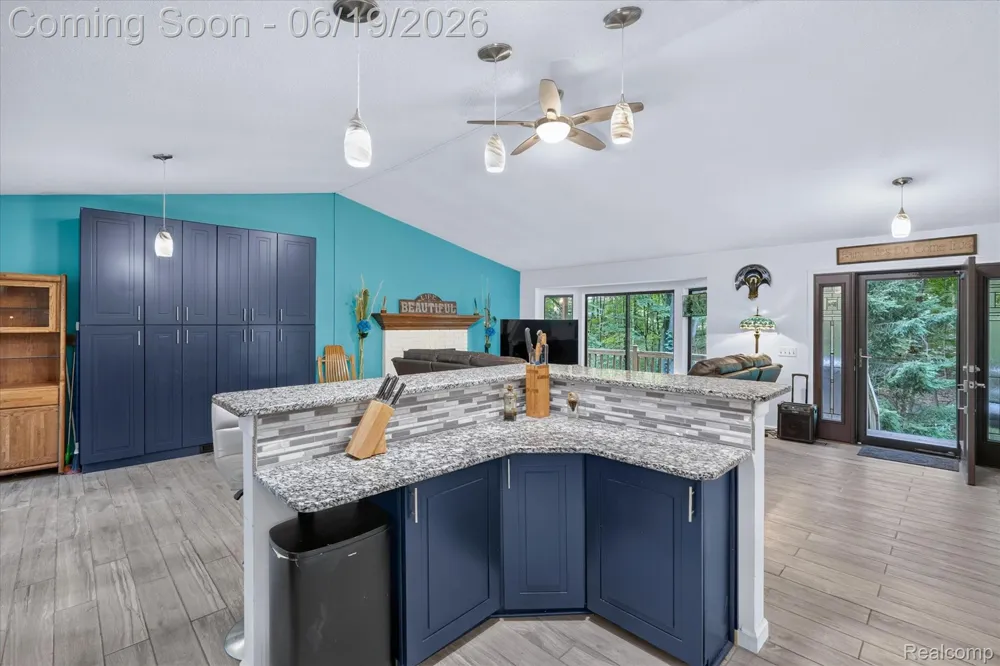 4200 Stockemer White Lake Charter Township, MI 48383