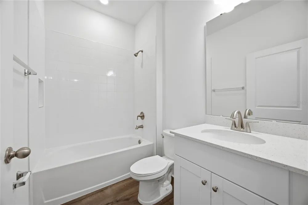 6209 SANDERS GROVE CIRCLE Okahumpka, FL 34762