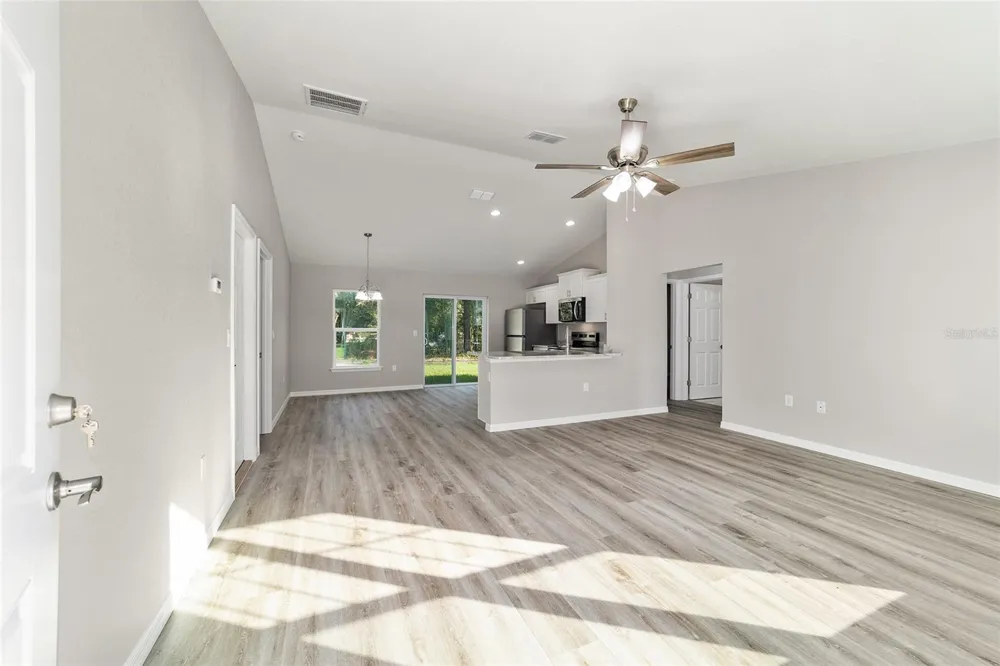 13761 SE 101ST TERRACE Belleview, FL 34420