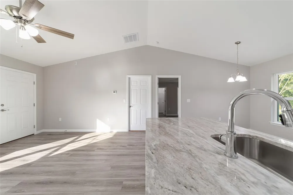 13761 SE 101ST TERRACE Belleview, FL 34420