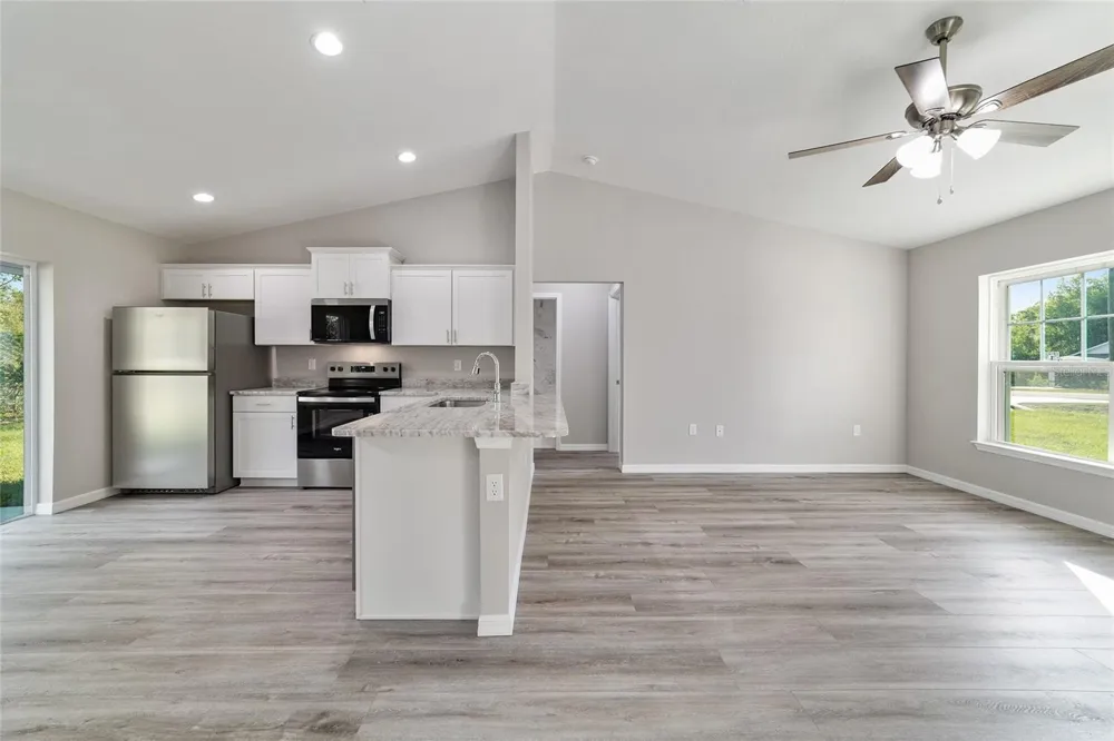 13761 SE 101ST TERRACE Belleview, FL 34420