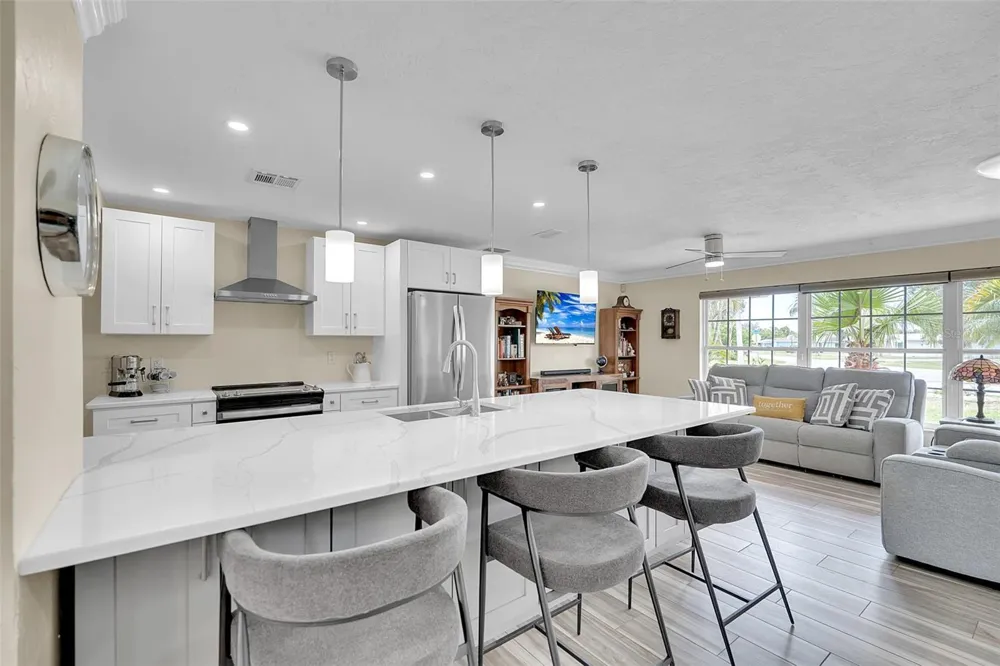 332 SHORE DRIVE Ellenton, FL 34222