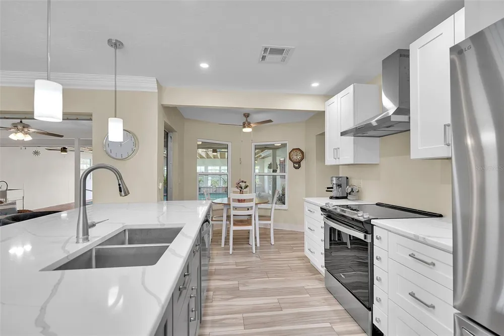 332 SHORE DRIVE Ellenton, FL 34222
