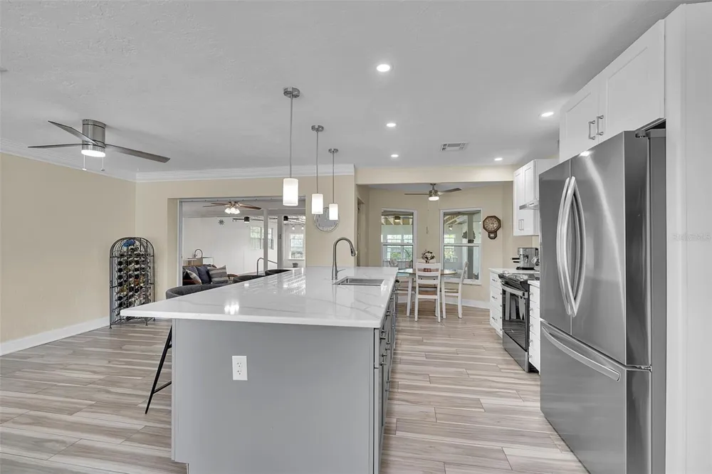 332 SHORE DRIVE Ellenton, FL 34222