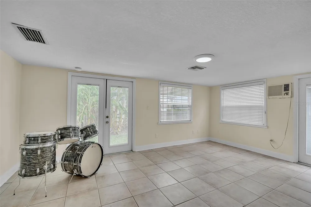 332 SHORE DRIVE Ellenton, FL 34222