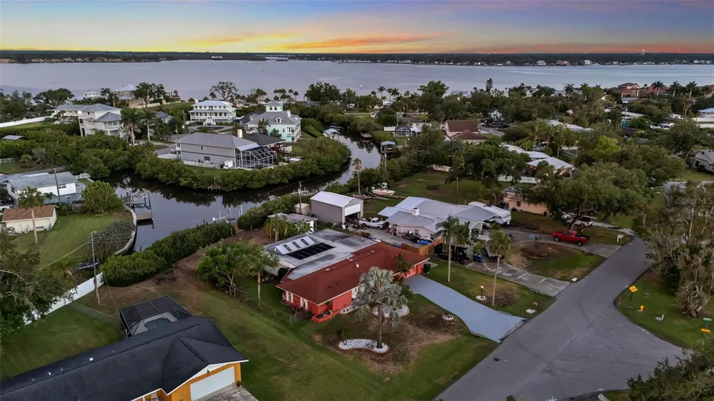 332 SHORE DRIVE Ellenton, FL 34222