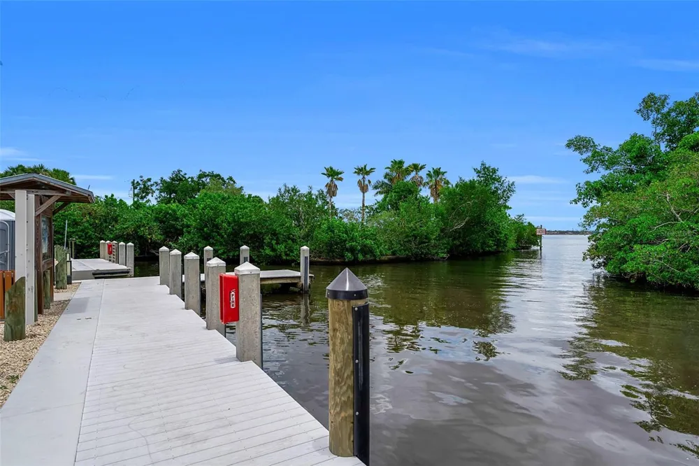 332 SHORE DRIVE Ellenton, FL 34222