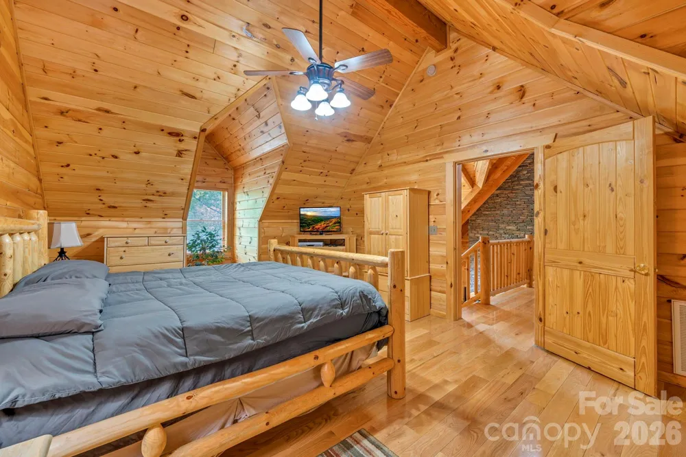 328 Nile Park Drive Blowing Rock, NC 28605