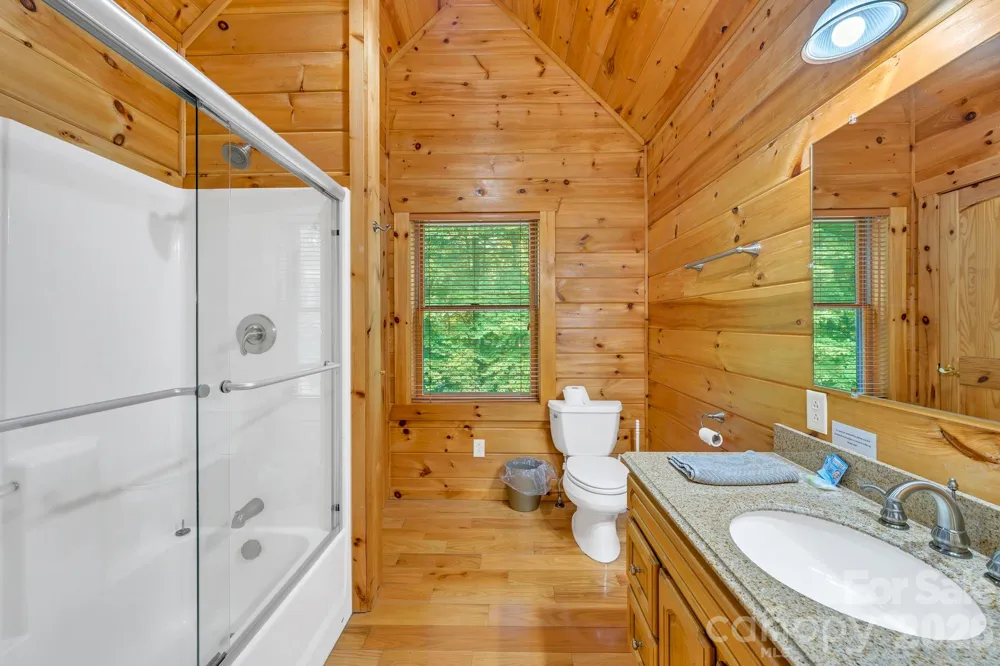 328 Nile Park Drive Blowing Rock, NC 28605