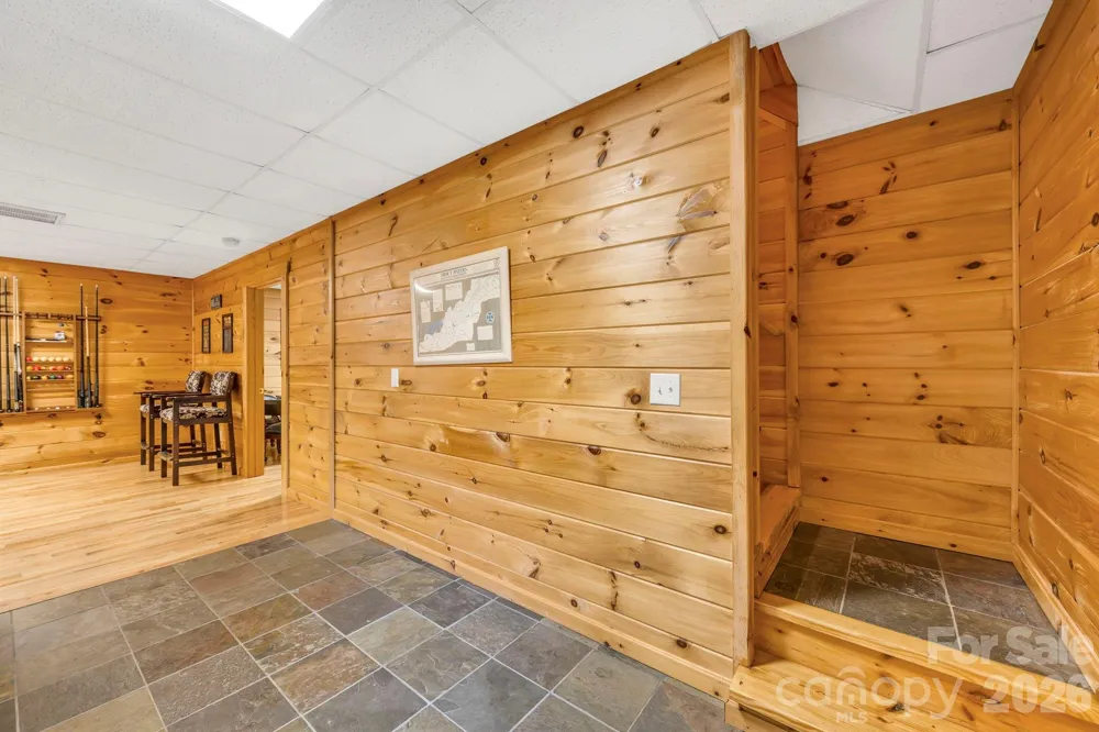 328 Nile Park Drive Blowing Rock, NC 28605