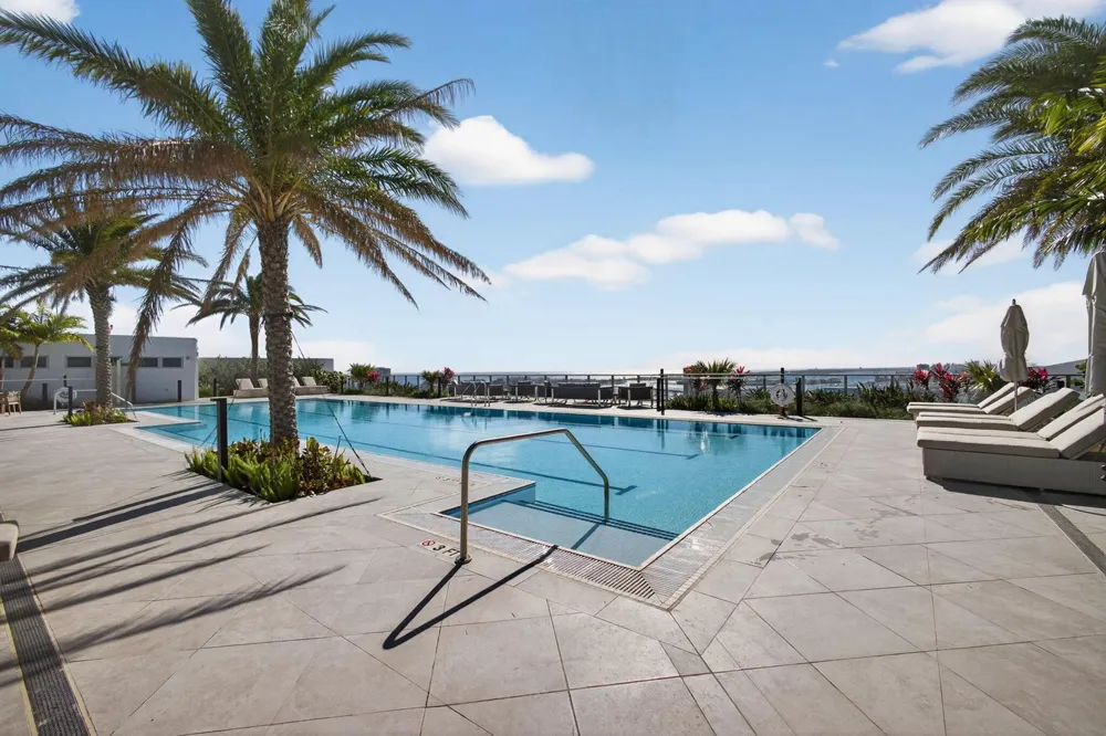220 Lake Shore Drive #613 Lake Park, FL 33403