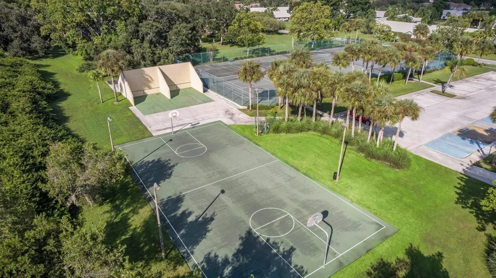 3325 SW Sunset Trace Circle Palm City, FL 34990