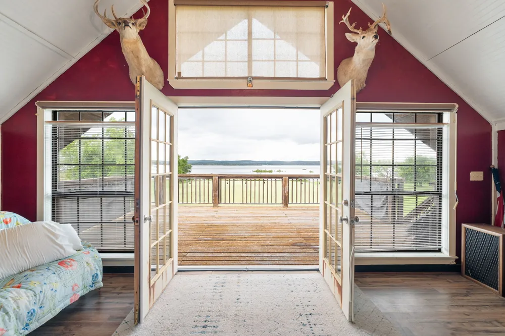 132 Blue Bird Lane Tow, TX 78657