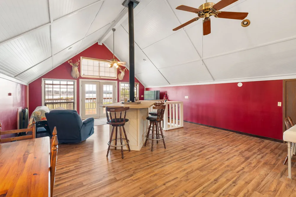 132 Blue Bird Lane Tow, TX 78657