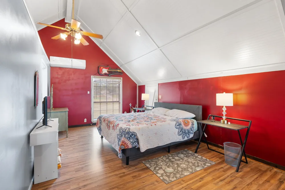 132 Blue Bird Lane Tow, TX 78657