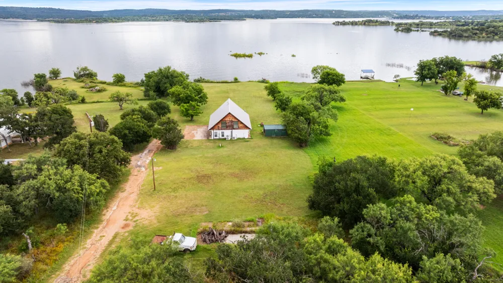 132 Blue Bird Lane Tow, TX 78657