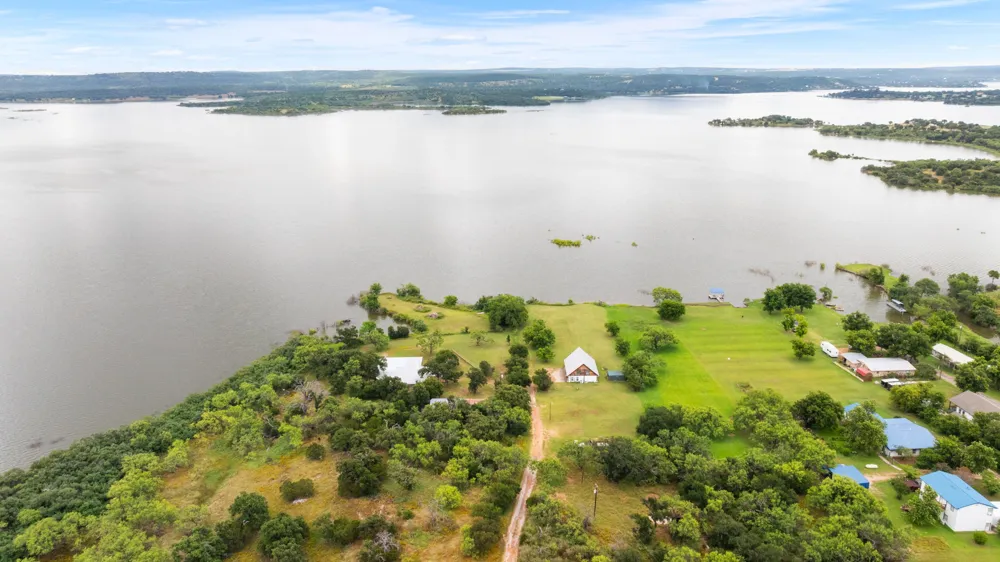 132 Blue Bird Lane Tow, TX 78657