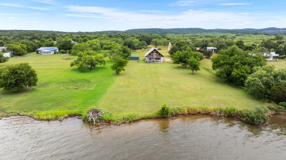 132 Blue Bird Lane Tow, TX 78657