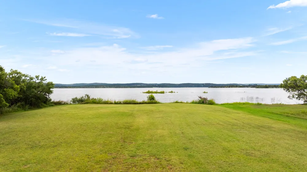 132 Blue Bird Lane Tow, TX 78657