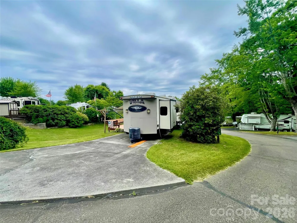 226 Saddle Ridge Drive Ennice, NC 28623
