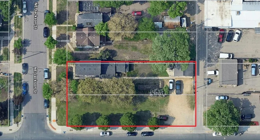 917 18th Avenue NE Minneapolis, MN 55418