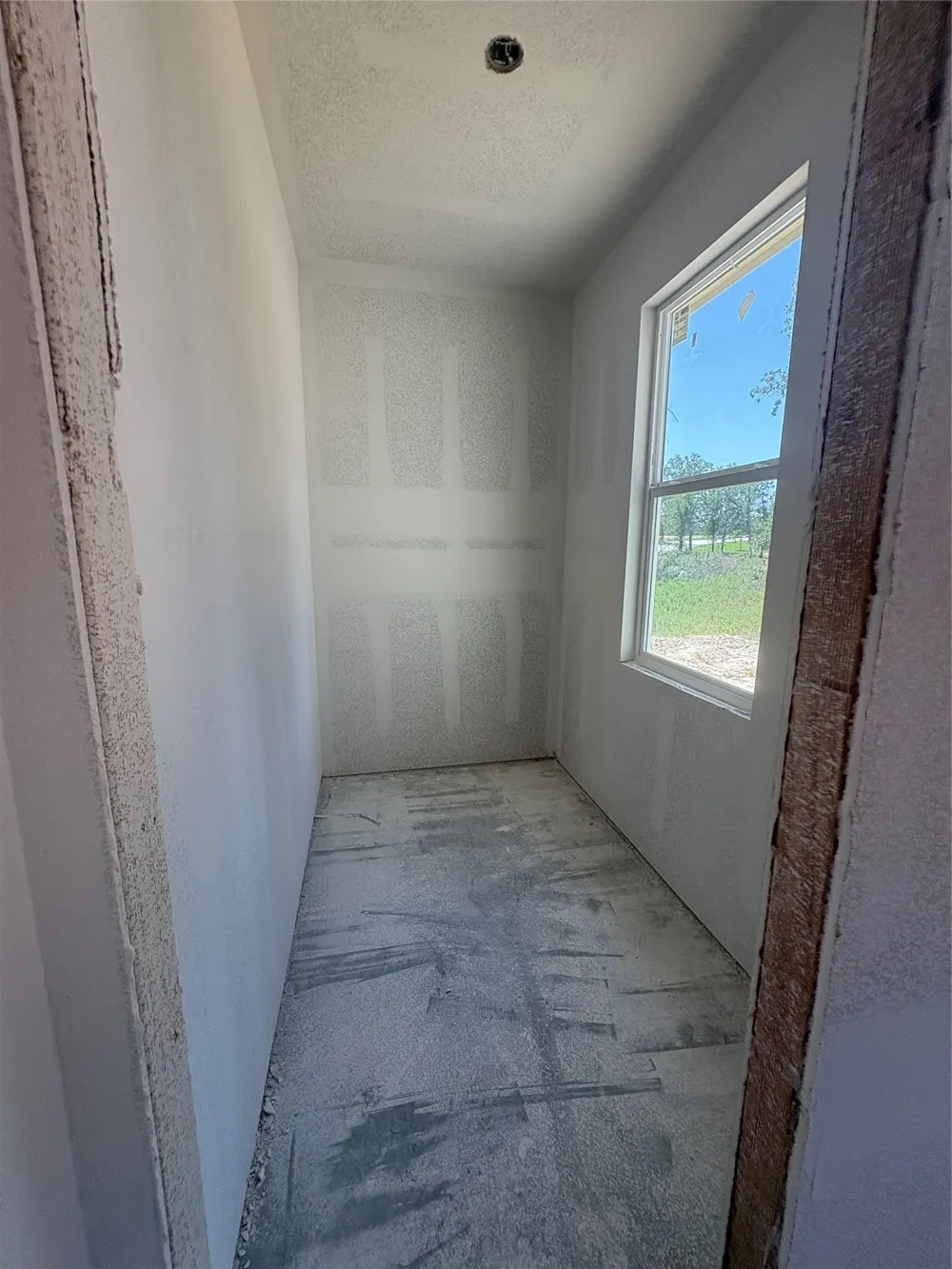 281 Zebrastone Way Poolville, TX 76487