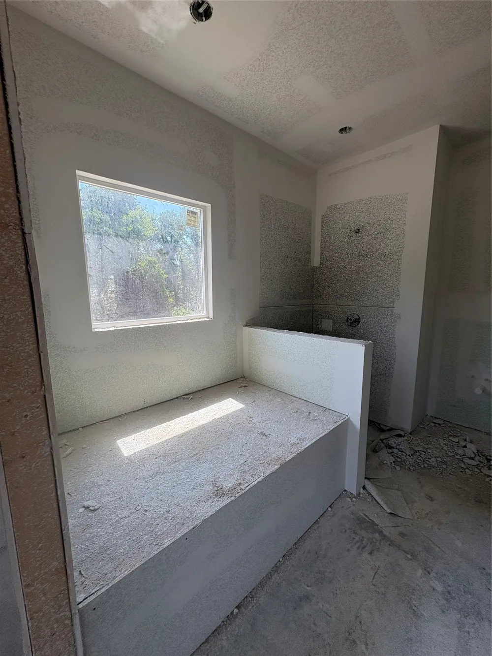 281 Zebrastone Way Poolville, TX 76487