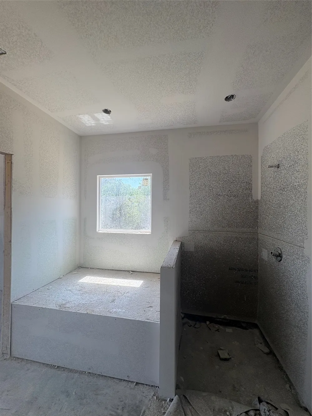 281 Zebrastone Way Poolville, TX 76487