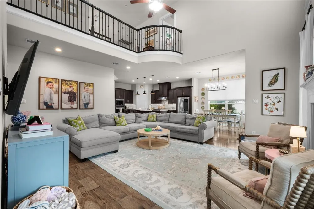 1725 Crested Ridge Road Fort Worth, TX 76008