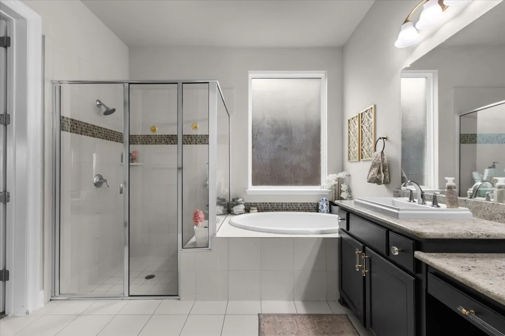 1725 Crested Ridge Road Fort Worth, TX 76008