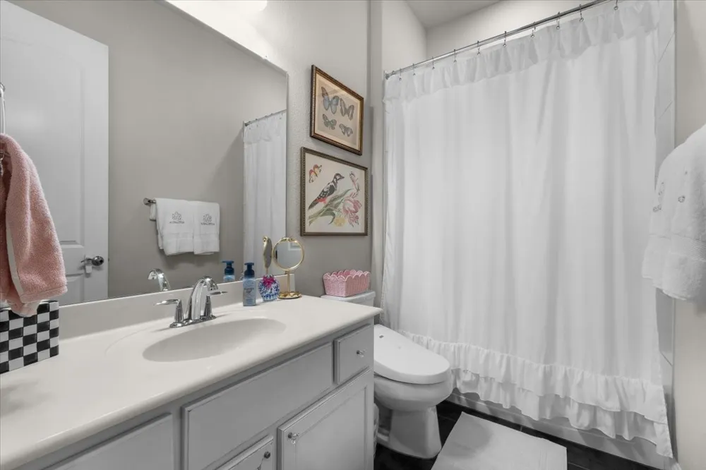 1725 Crested Ridge Road Fort Worth, TX 76008