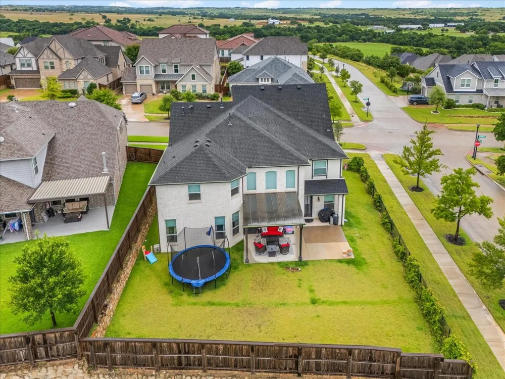1725 Crested Ridge Road Fort Worth, TX 76008