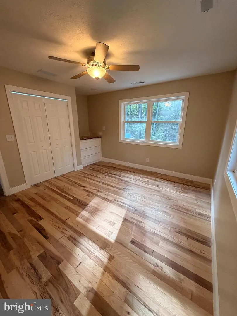 114 DRIPPING SPRING RD Morgantown, WV 26508