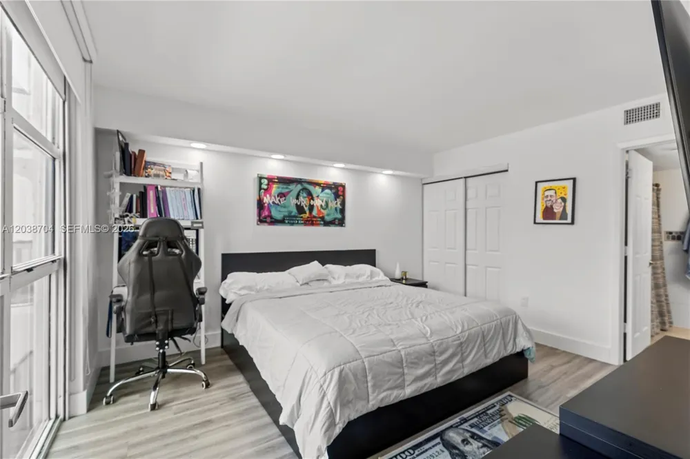 2055 SW 122nd Ave #326 Miami, FL 33175