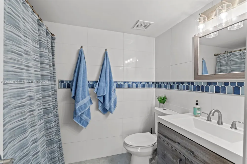 2055 SW 122nd Ave #326 Miami, FL 33175