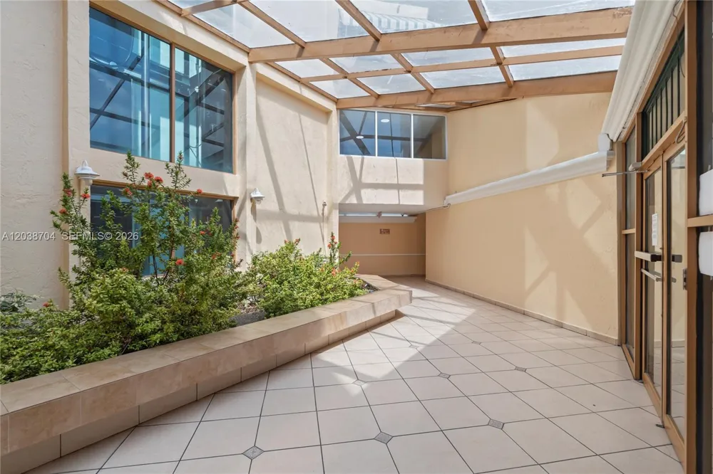 2055 SW 122nd Ave #326 Miami, FL 33175