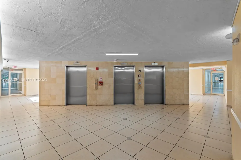 2055 SW 122nd Ave #326 Miami, FL 33175