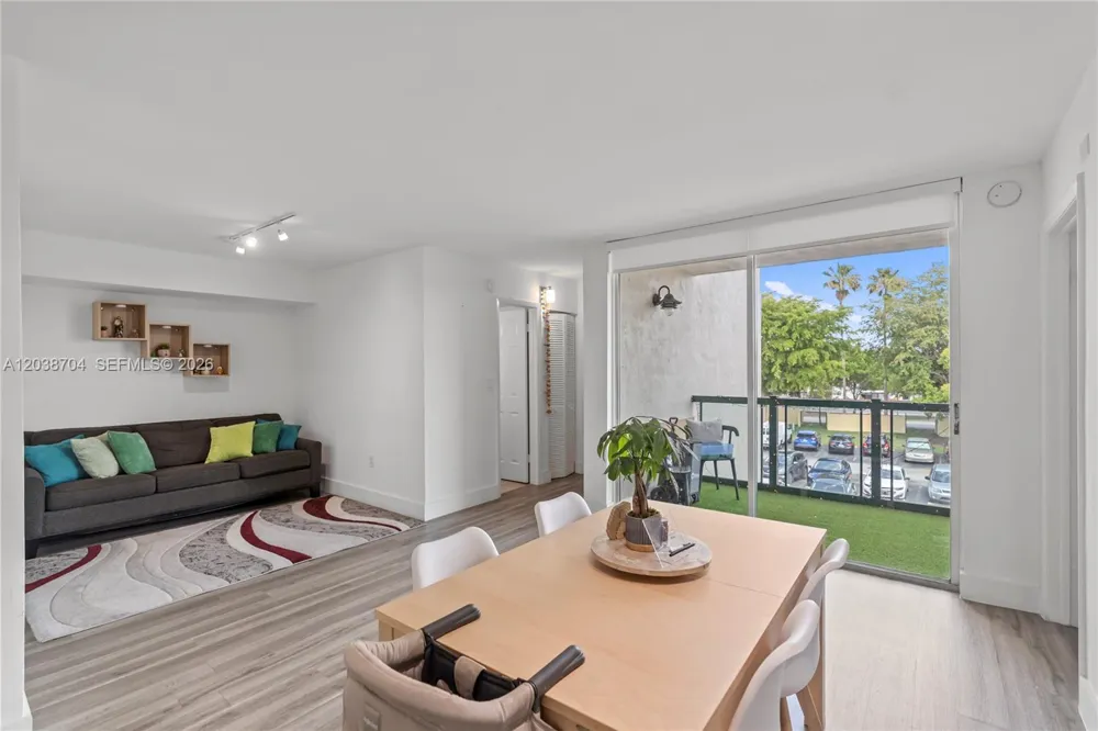 2055 SW 122nd Ave #326 Miami, FL 33175