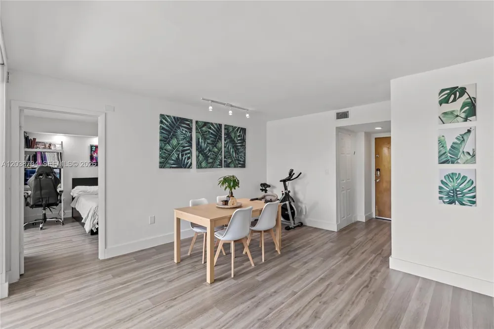 2055 SW 122nd Ave #326 Miami, FL 33175