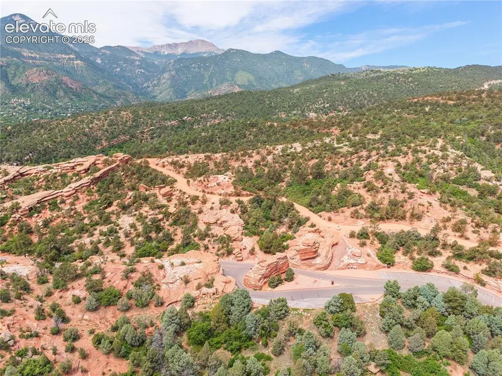 133 Via Vallecito Manitou Springs, CO 80829