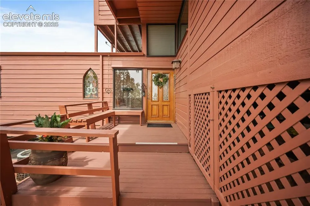 133 Via Vallecito Manitou Springs, CO 80829