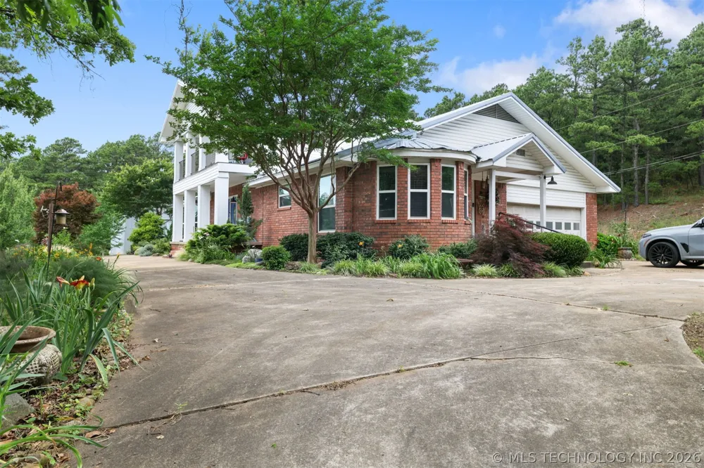 50125 State Highway 82 Talihina, OK 74571