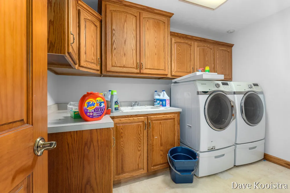 5133 Streamside Court NE Courtland Township, MI 49341