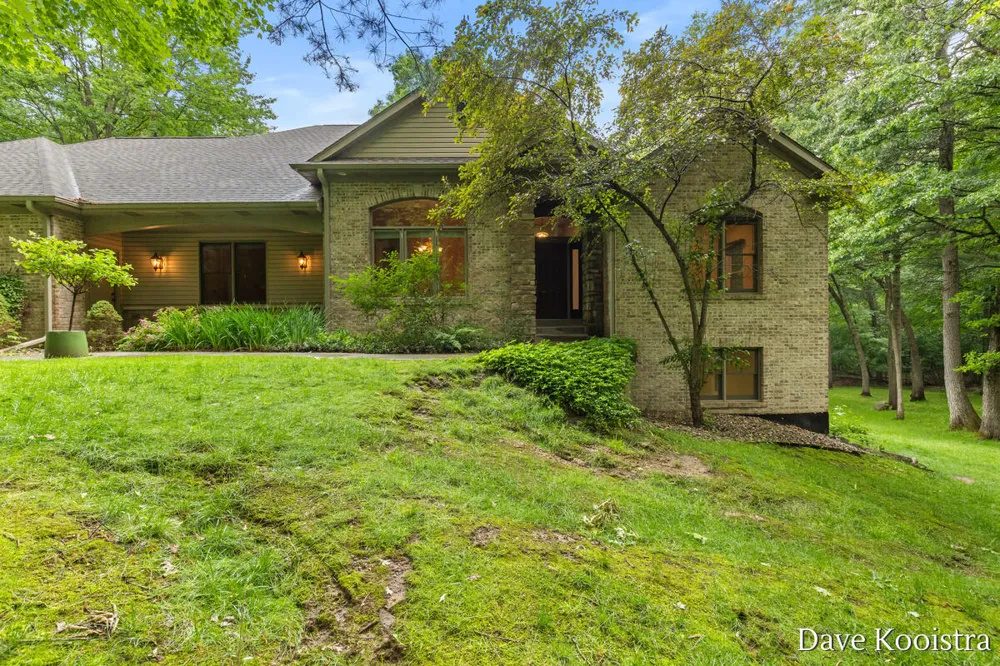 5133 Streamside Court NE Courtland Township, MI 49341