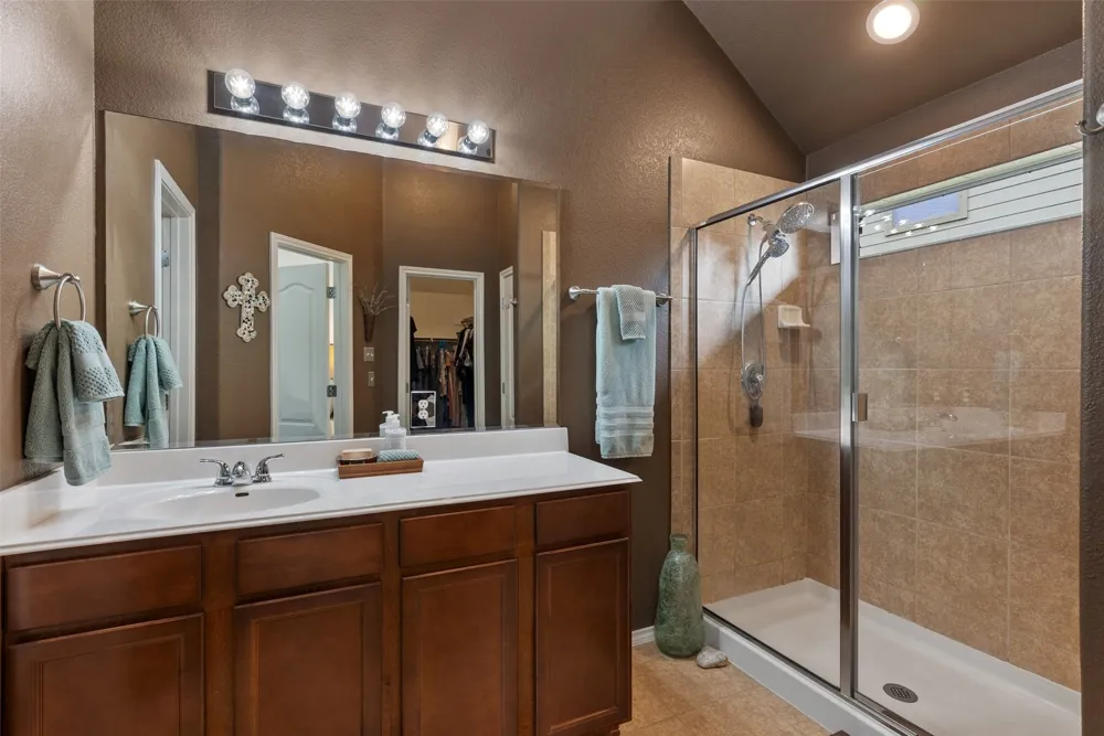 994 Hot Spring Valley Buda, TX 78610