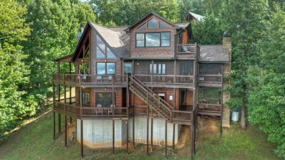 1404 Mountain High Drive Mineral Bluff, GA 30559