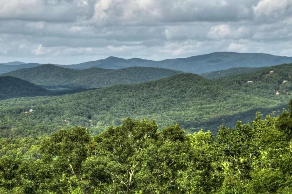 1404 Mountain High Drive Mineral Bluff, GA 30559