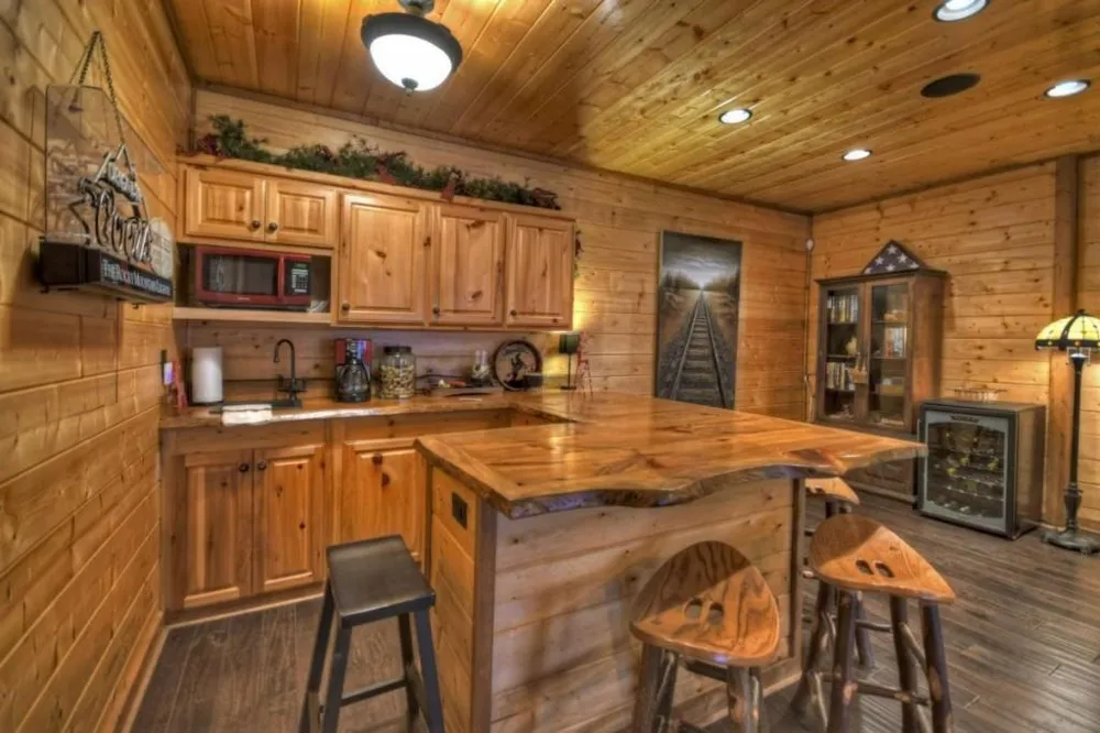1404 Mountain High Drive Mineral Bluff, GA 30559