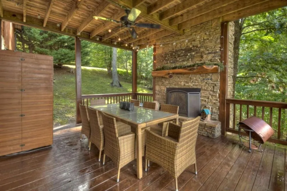 1404 Mountain High Drive Mineral Bluff, GA 30559